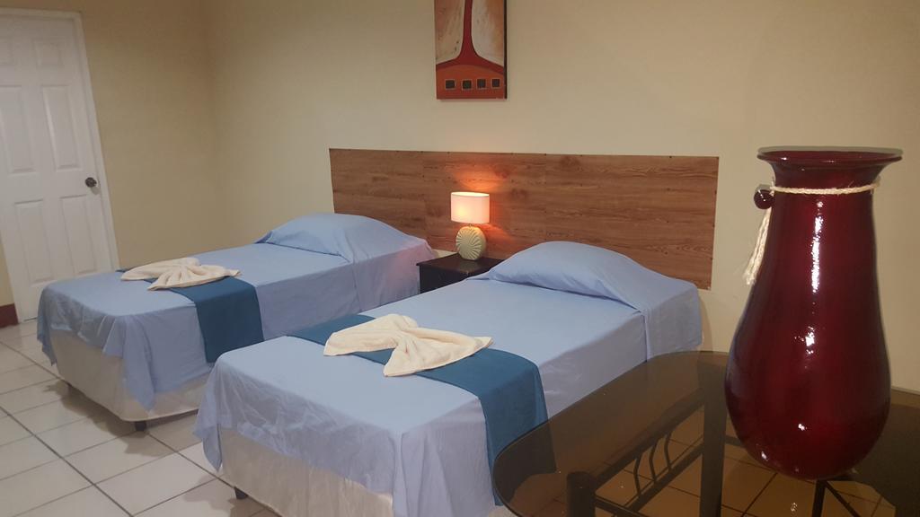 Hotel La Arboleda Манагуа Экстерьер фото
