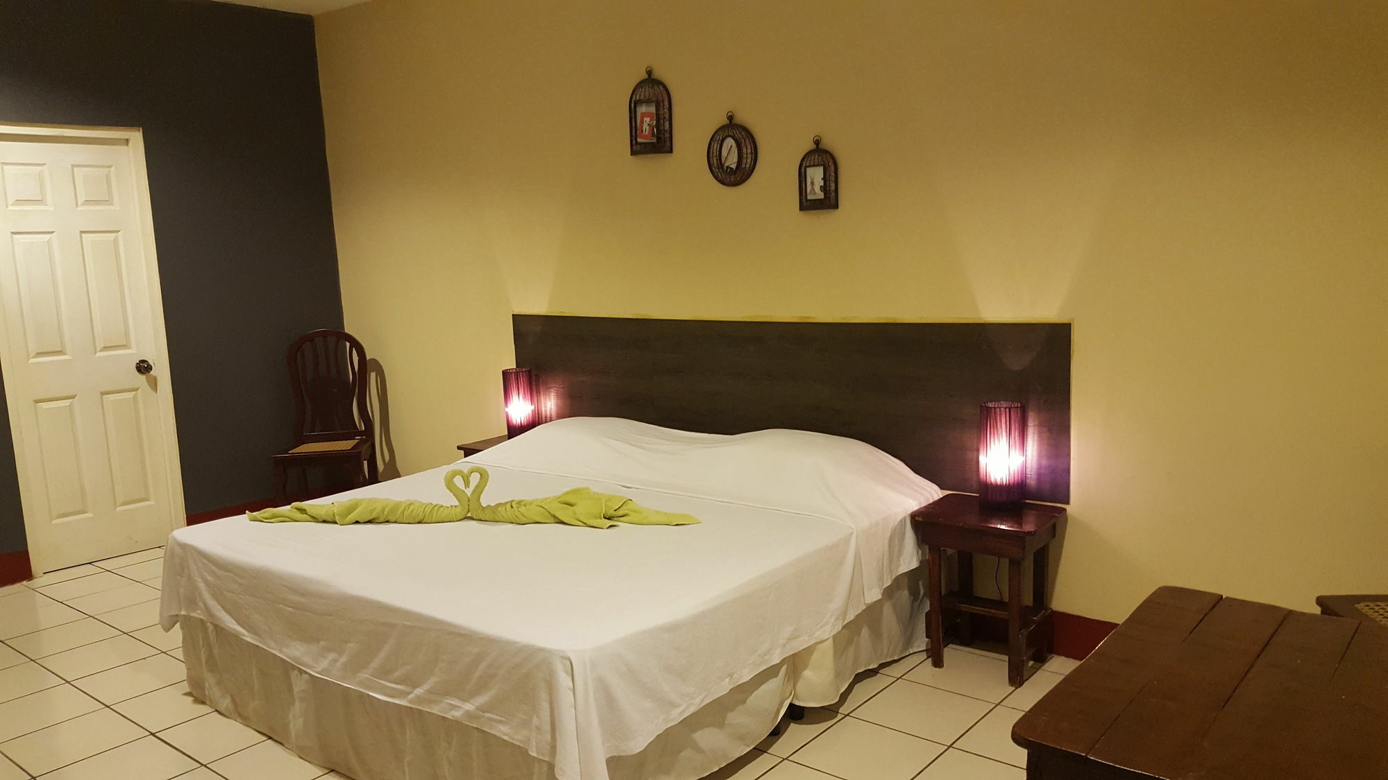 Hotel La Arboleda Манагуа Экстерьер фото