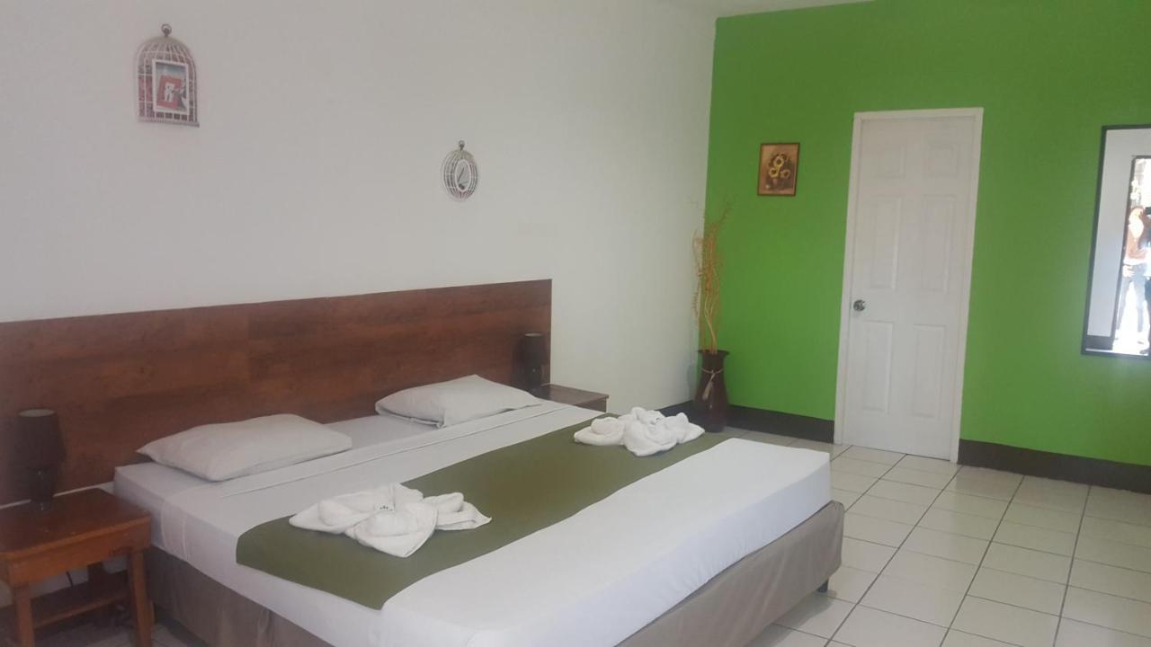 Hotel La Arboleda Манагуа Экстерьер фото